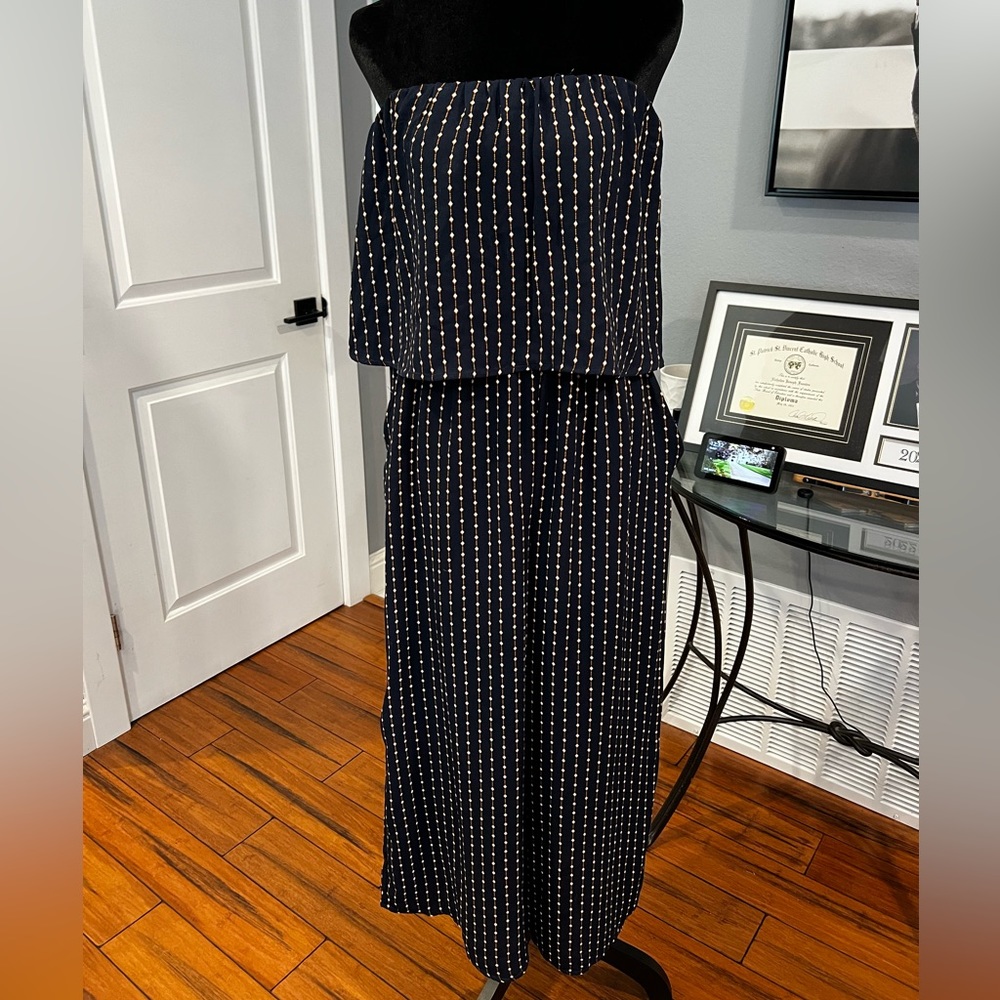 Super cute strapless lightweight jumpsuit